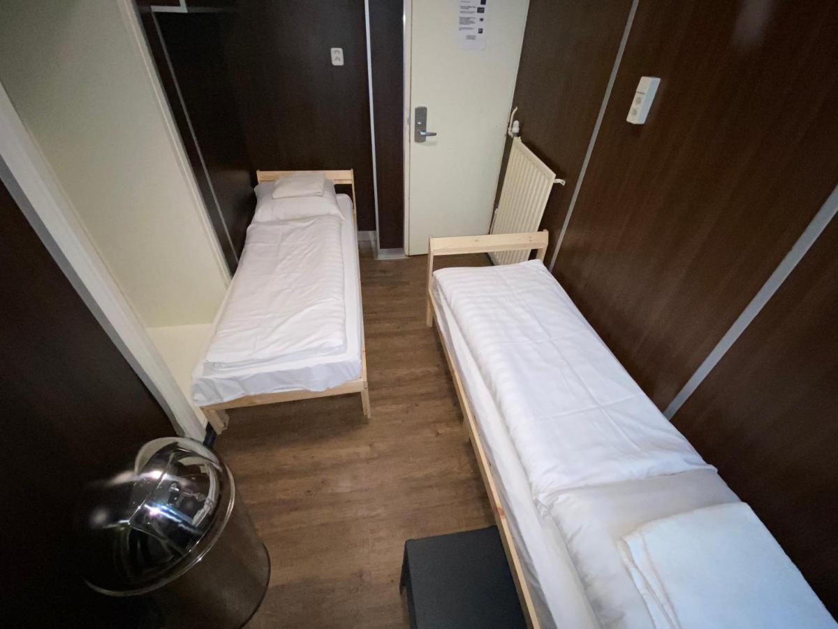 Twin Room with Shared Bathroom,1016797468:JPEG