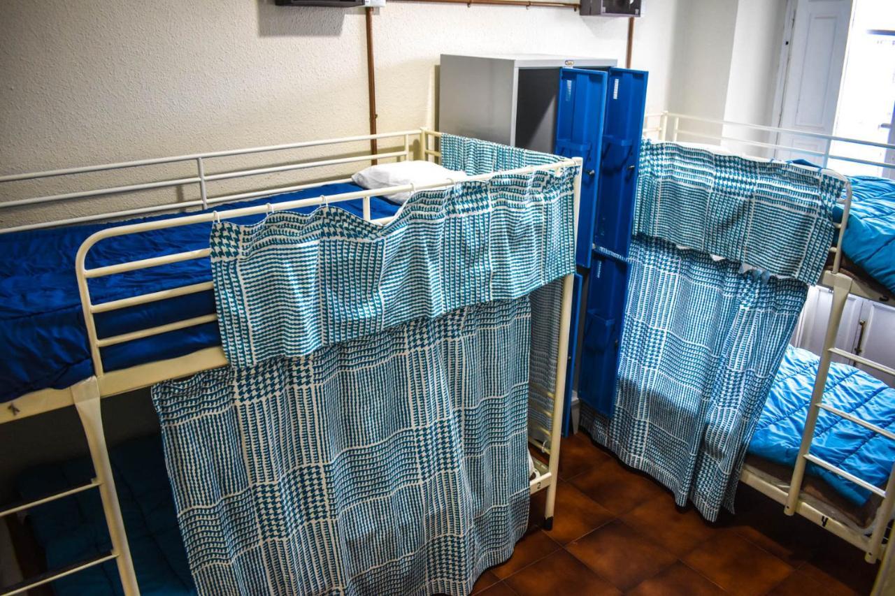 Bed 6-Bed Mixed Dormitory Room Private Bathroom