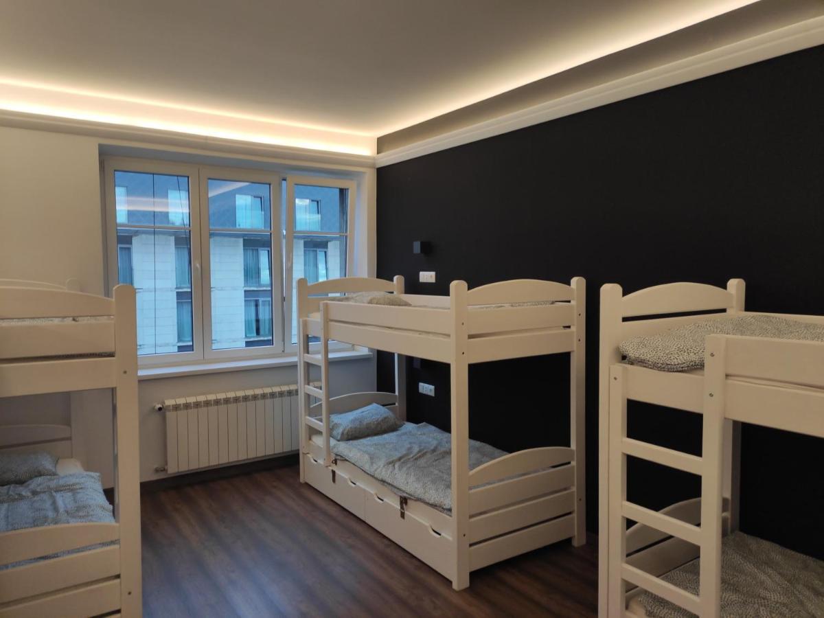 6-Bed Mixed Dormitory Room