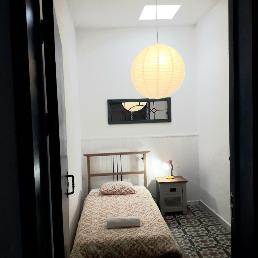 Single Room,409196415:JPEG