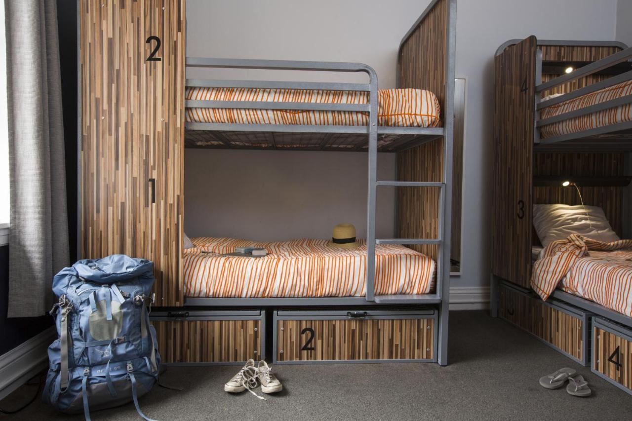 Bed Women's 4-bed Dormitory,888388258:JPEG