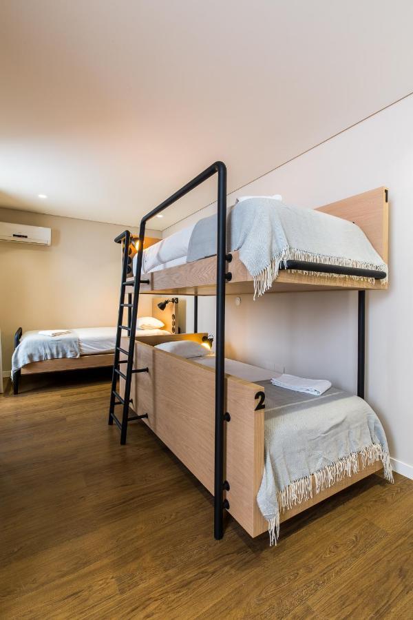 Bed 3-Bed Mixed Dormitory Room