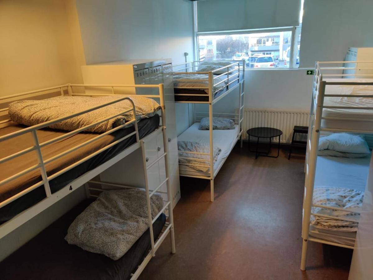 Bed 6-Bed Female Dormitory Room