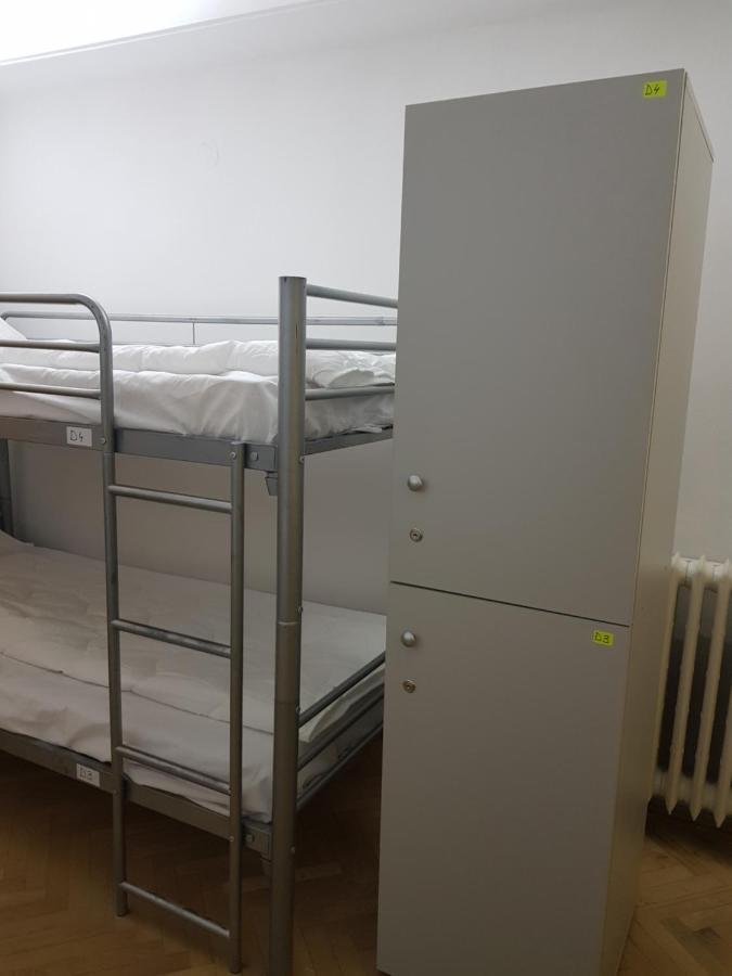Bed in 4-Bed Mixed Dormitory Room