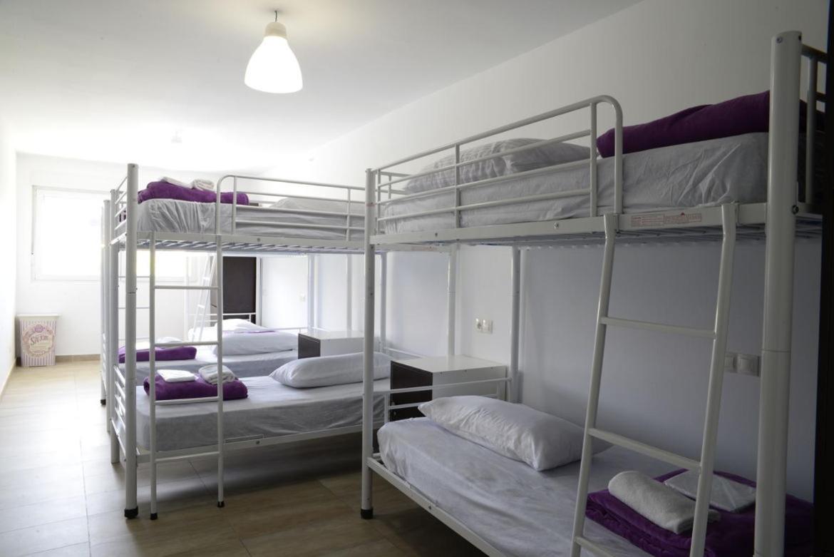 Quadruple Room Private Bathroom