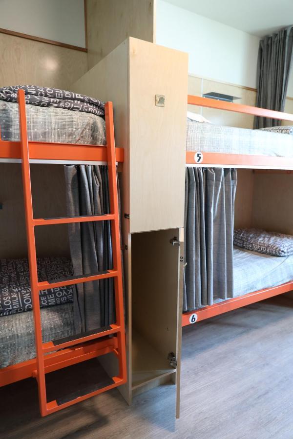 Bed 8-Bed Mixed Dormitory Room