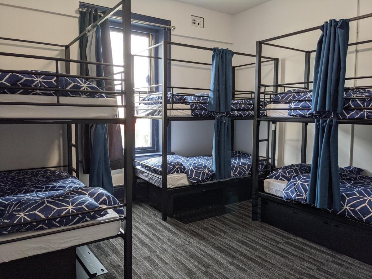 Bed 6-Bed Dormitory Room,1042197325:JPEG