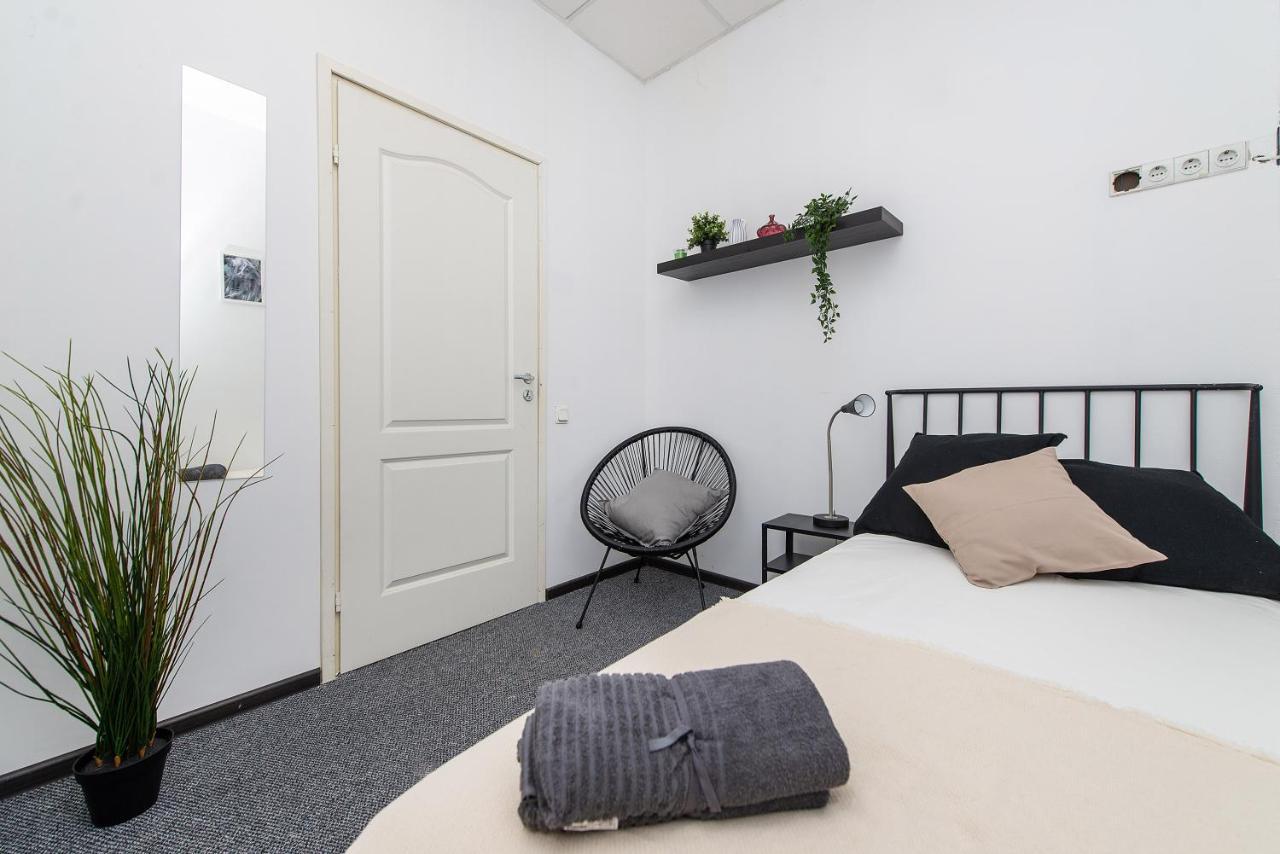 Single Room without Window with Shared Bathroom,1056943189:JPEG