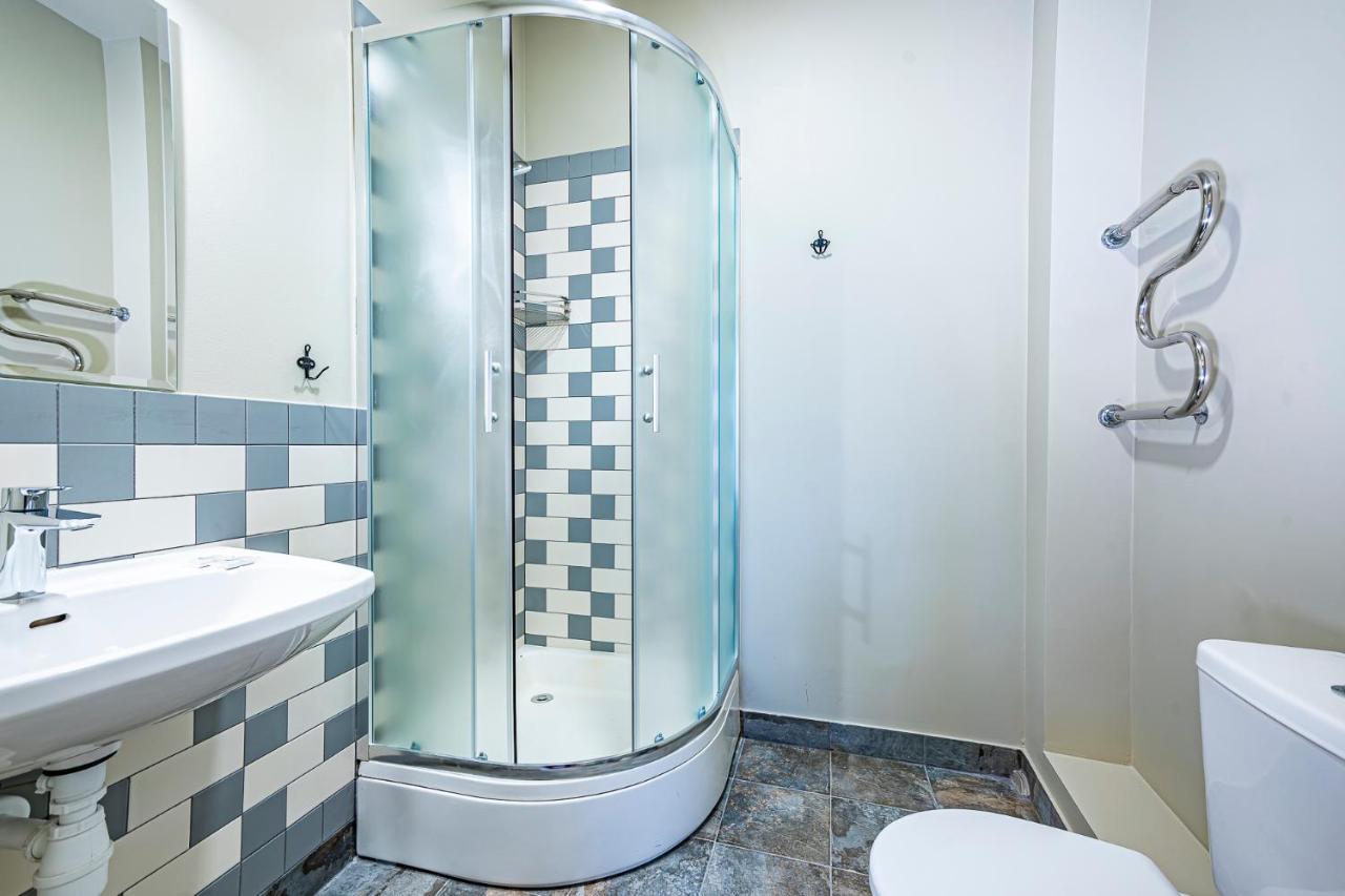 Big Double Room with Private Bathroom,1057743709:JPEG