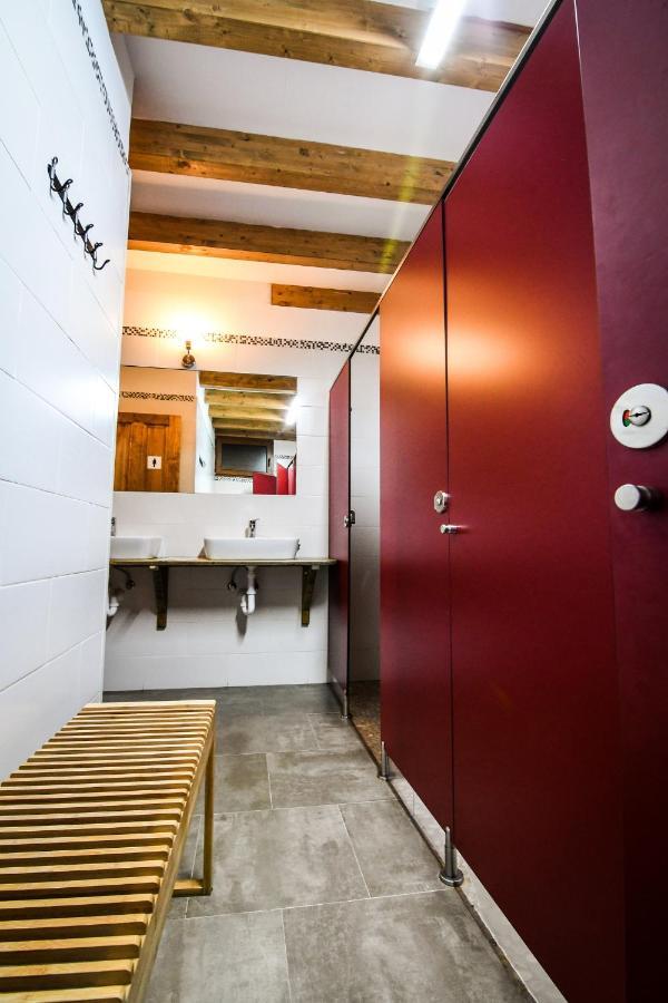Bunk Bed Mixed Dormitory Room