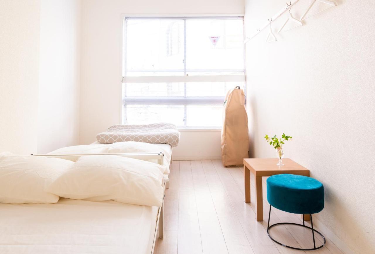 Twin Room with Shared Bathroom