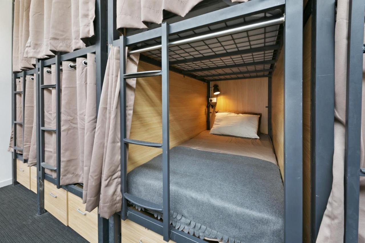 Small Pod in Shared Dorm