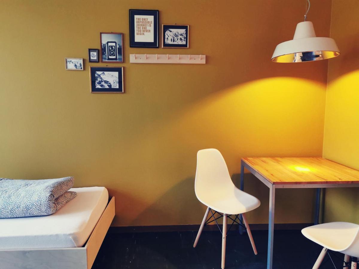 Chambre Triple Économique avec Salle de Bains Commune