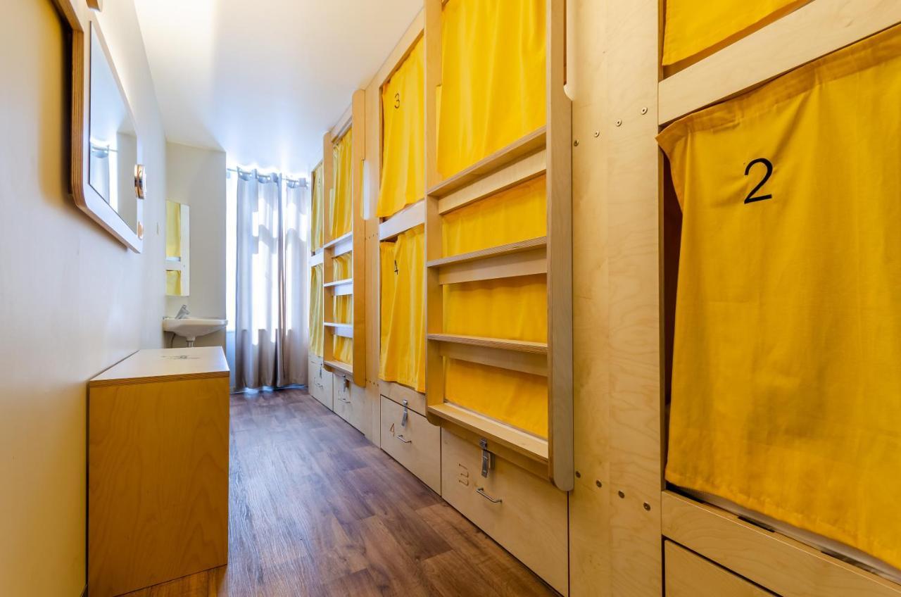 Bunk Bed 6-Bed Mixed Dormitory Room