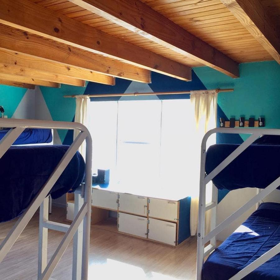 Bed 8-Bed Mixed Dormitory Room Lake view