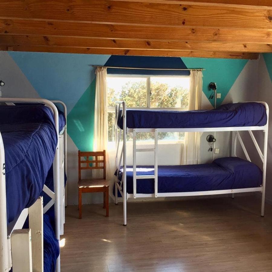 Bed 8-Bed Mixed Dormitory Room Lake view