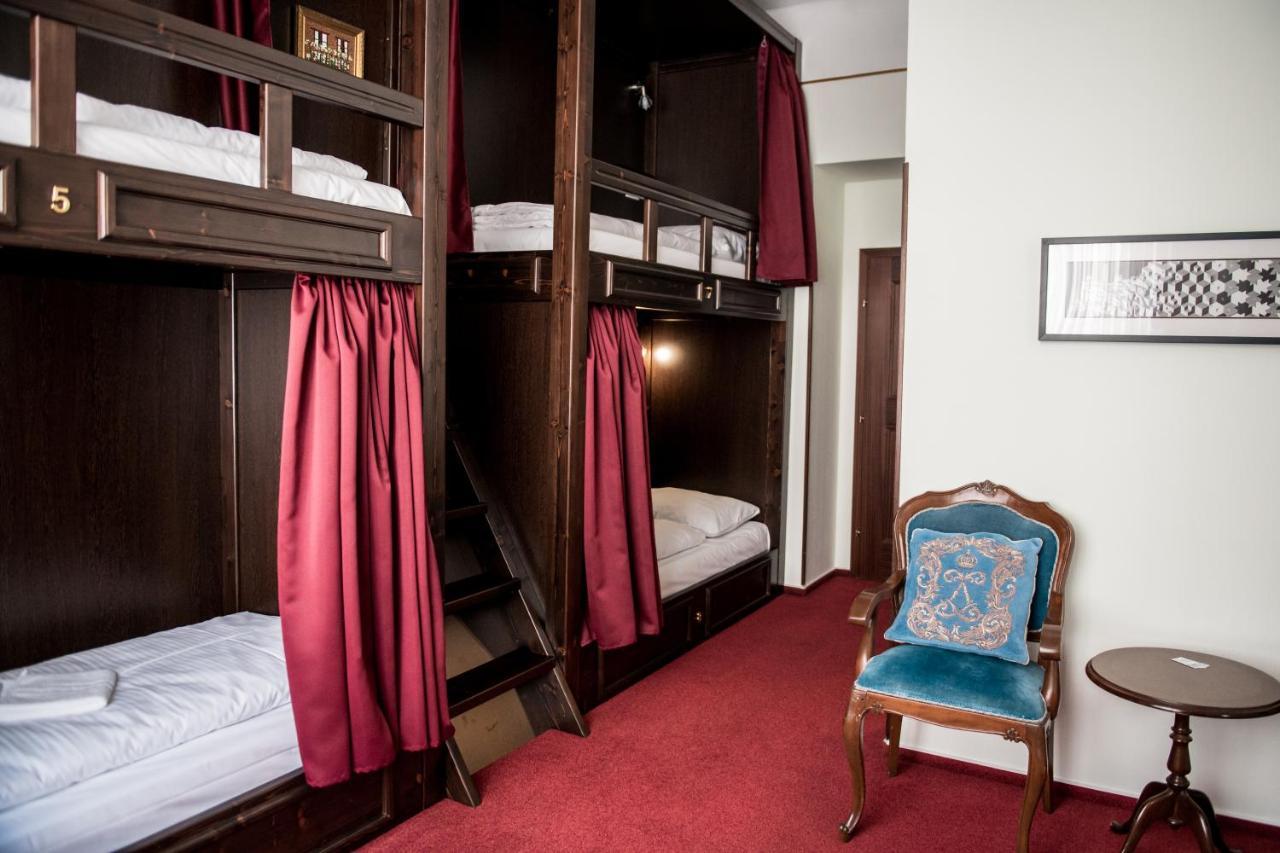 Bed 4-Bed Dormitory Room