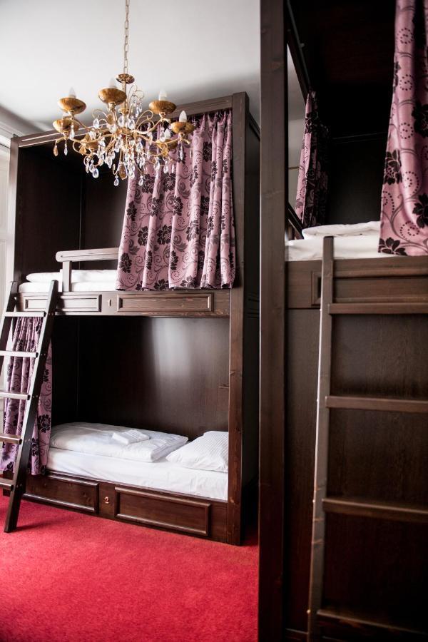 Bed 4-Bed Female Dormitory Room
