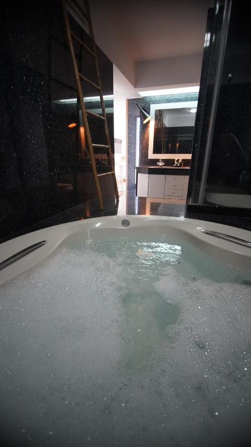 Double Room Spa Bath