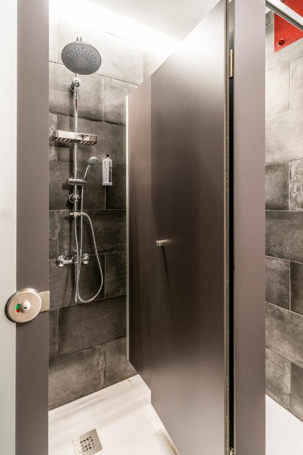 Bed in 8-Bed Mixed Dormitory Room,1125484839:JPEG