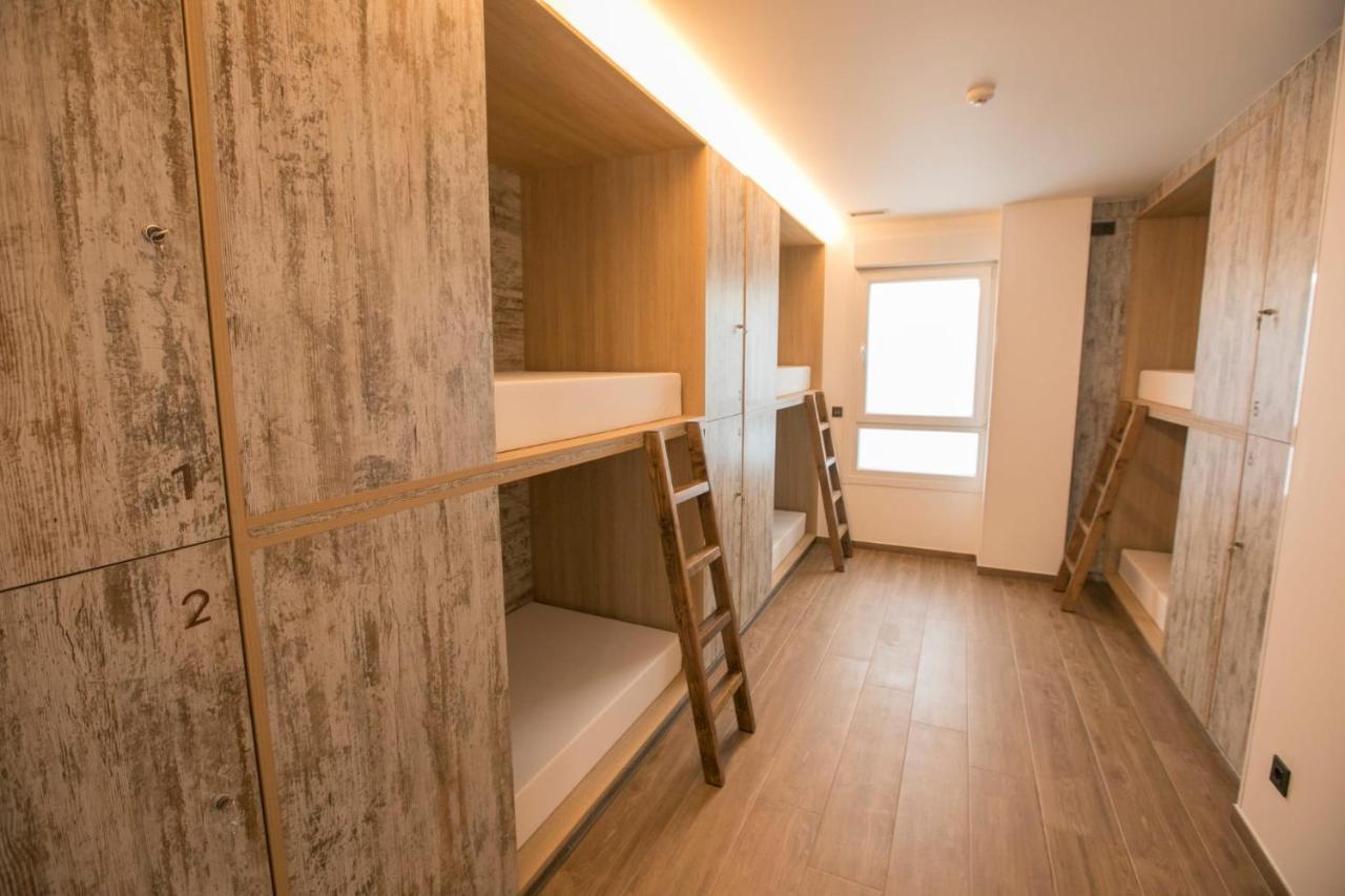 Bed 6-Bed Mixed Dormitory Room