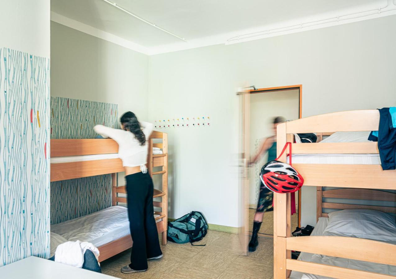 Single Bed in 6-Bed Female Dormitory Room with Shared Bathroom,1138819486:JPEG