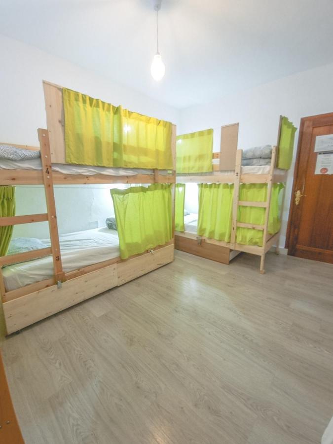 Bed 6-Bed Mixed Dormitory Room