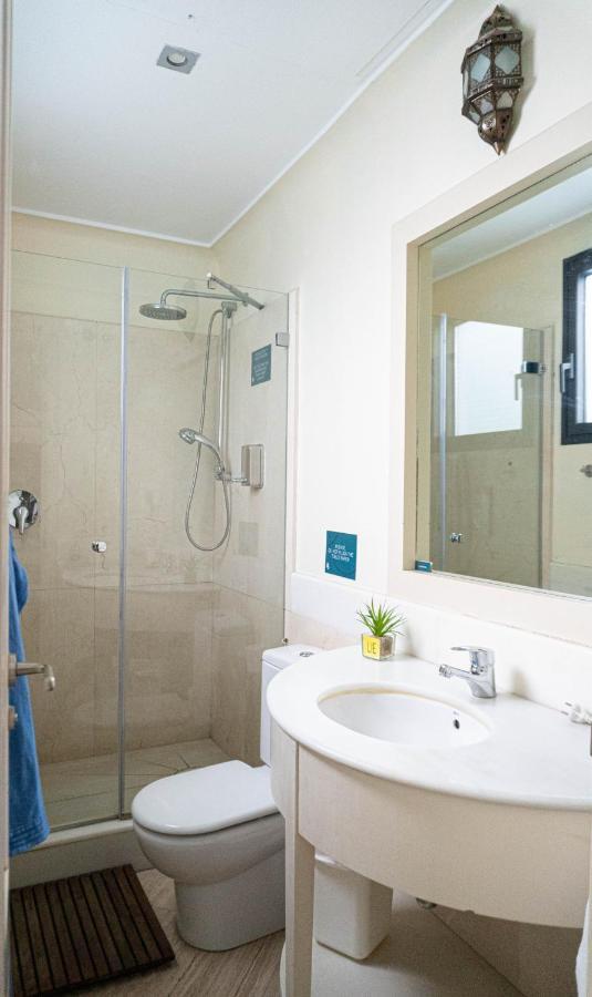 Bed 4-Bed Standard Dormitory Room Bathroom,1616428684:JPEG