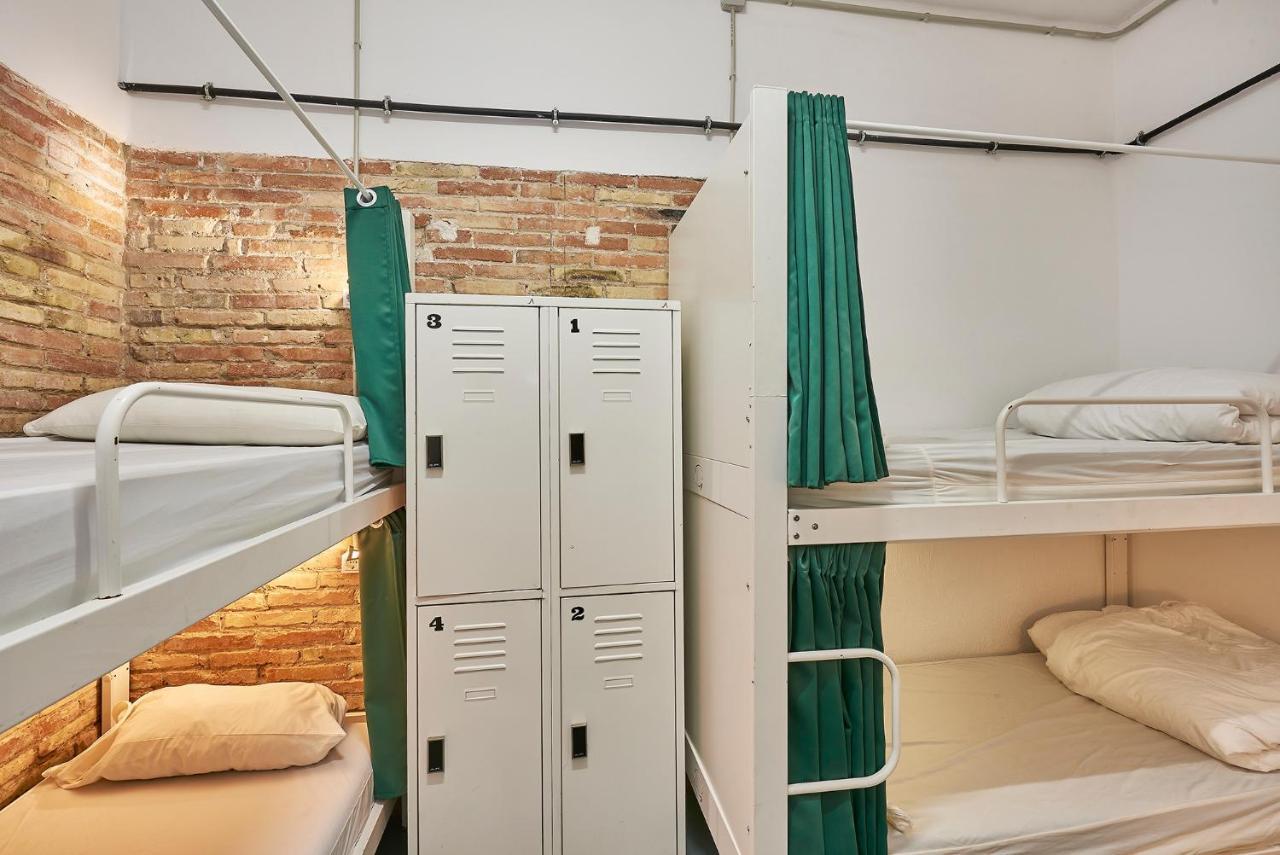 Bed 6-Bed Mixed Dormitory Room