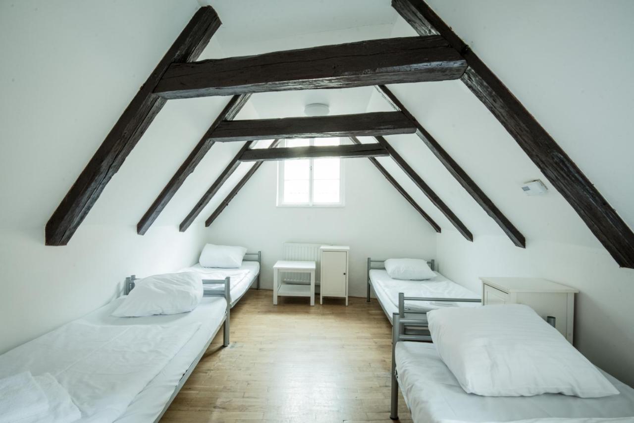4-Bed Suite with Private Bathroom,1173692493:JPEG