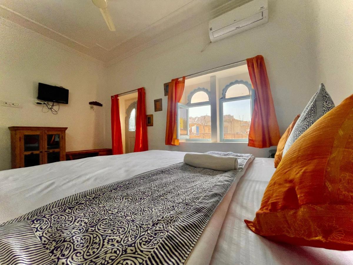 Deluxe Double Room with Castle View