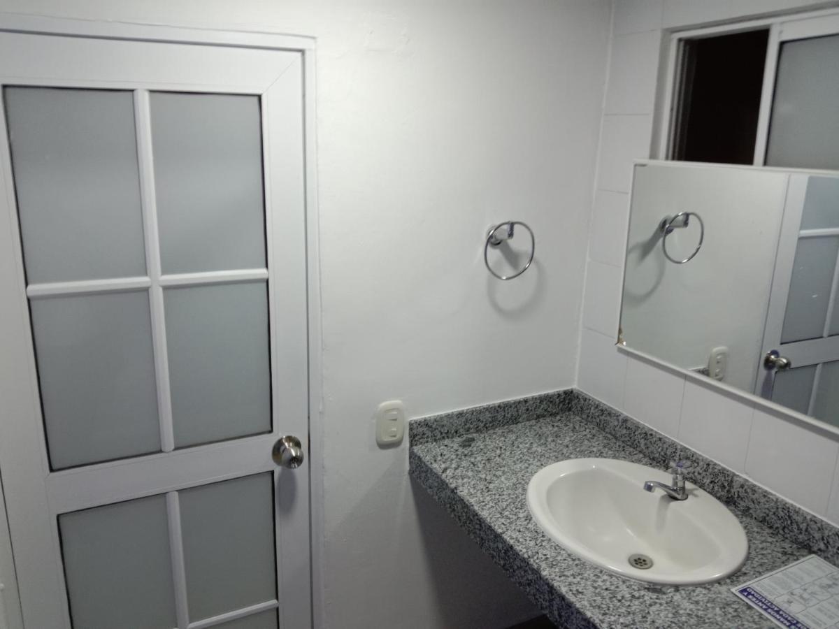 Deluxe Double Room,1637814128:JPEG
