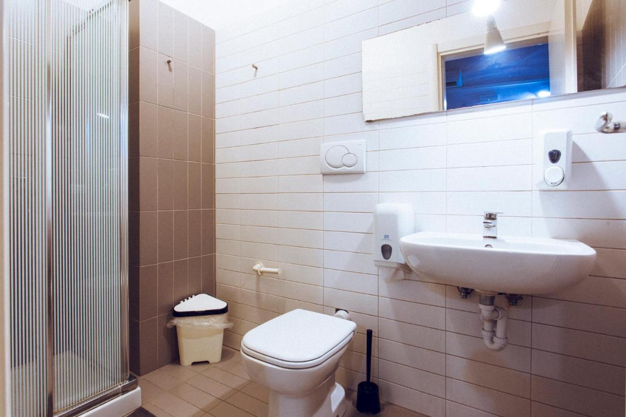 Chambre Familiale avec Salle de Bains Privative