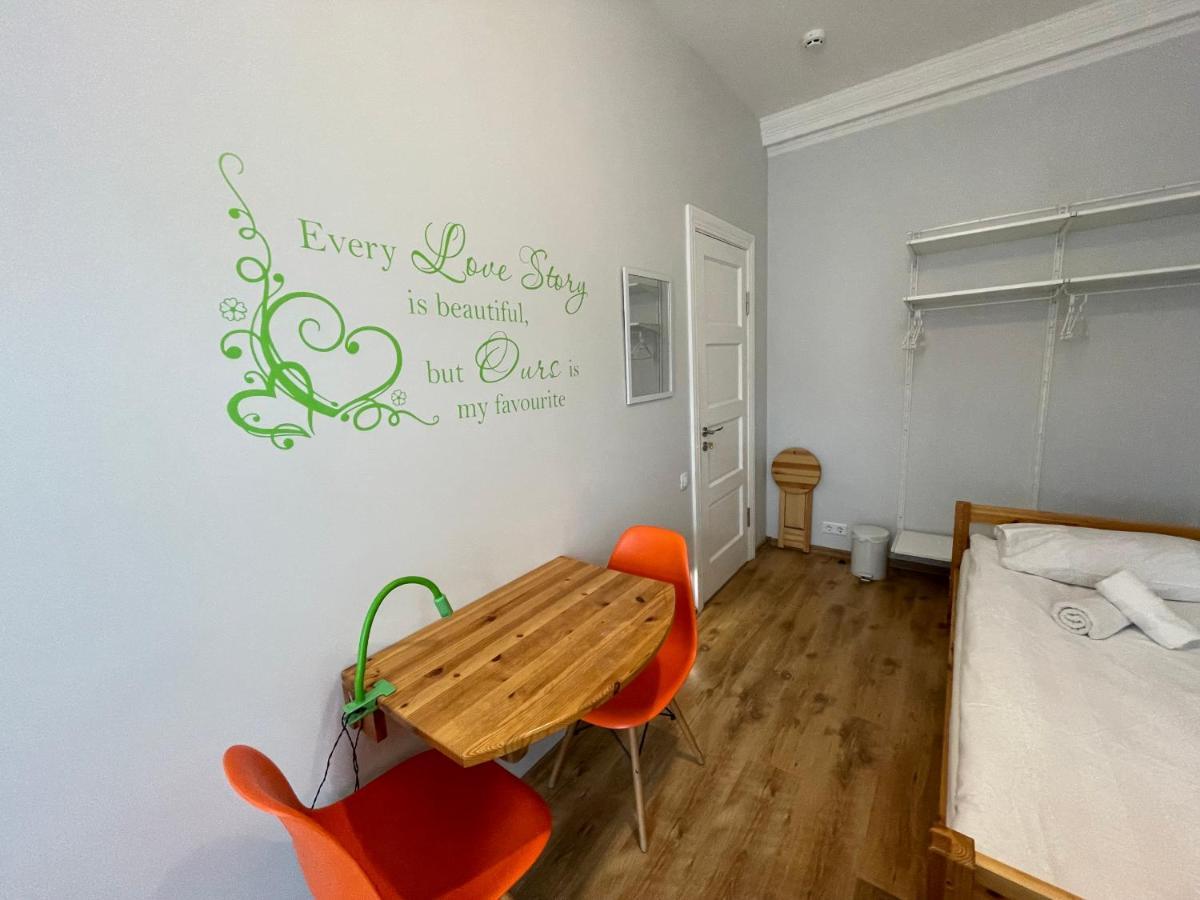 Posto Letto in Dormitorio Misto