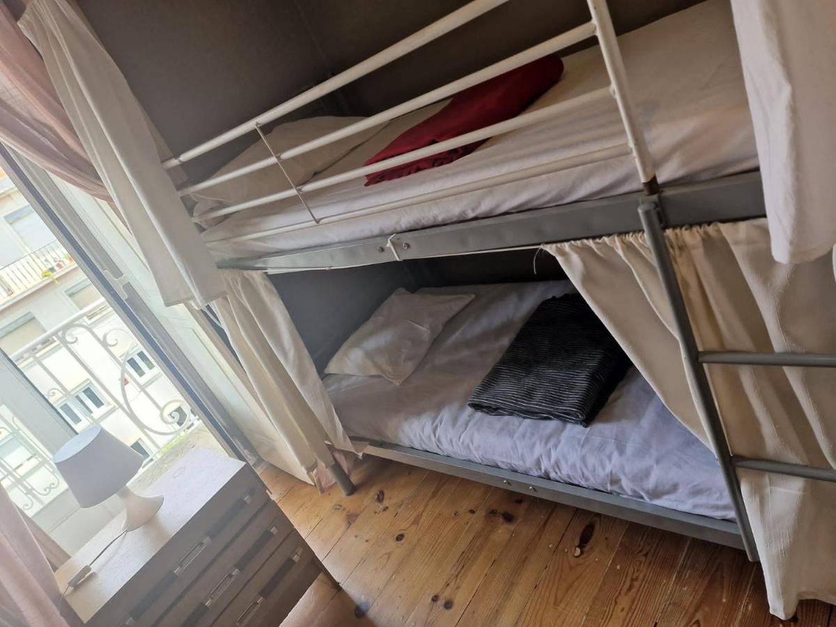 Bed 4-Bed Mixed Dormitory Room