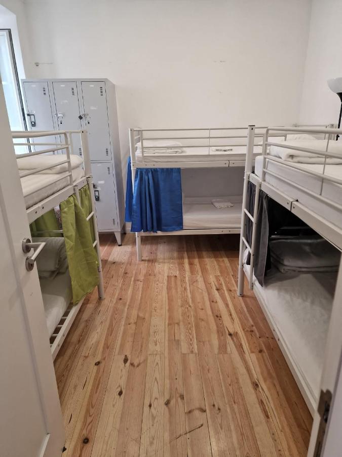 Bed 8-Bed Mixed Dormitory Room
