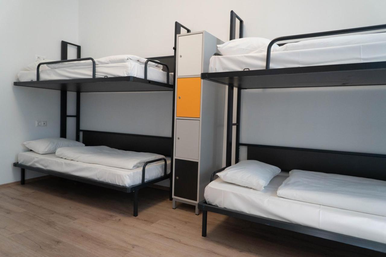 Bed in 8-Bed Dormitory Room,1260465841:JPEG