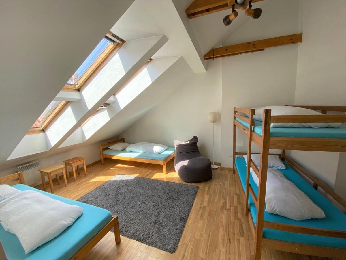 Posto Letto in Dormitorio per 4 Persone