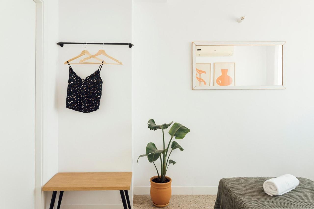 Single Room with Private Bathroom