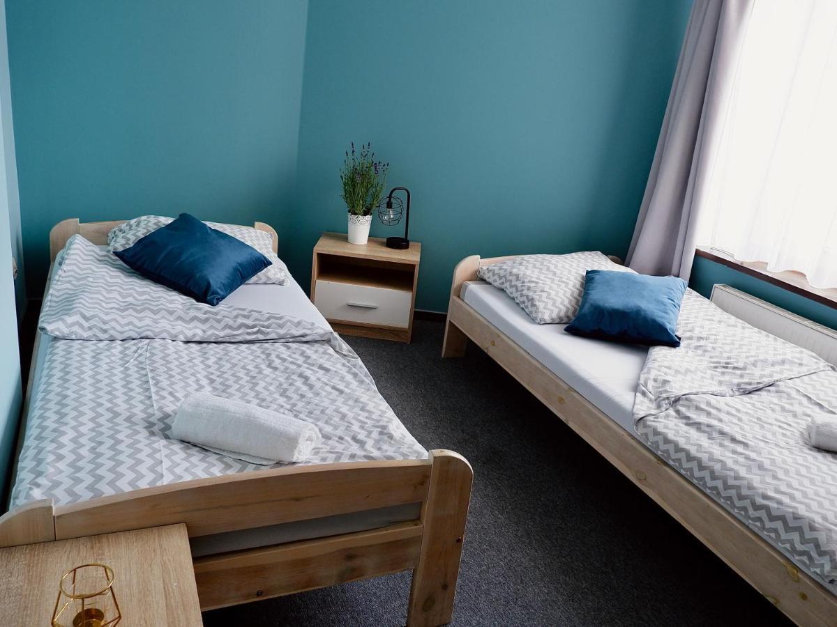 Zweibettzimmer mit Gemeinschaftsbad