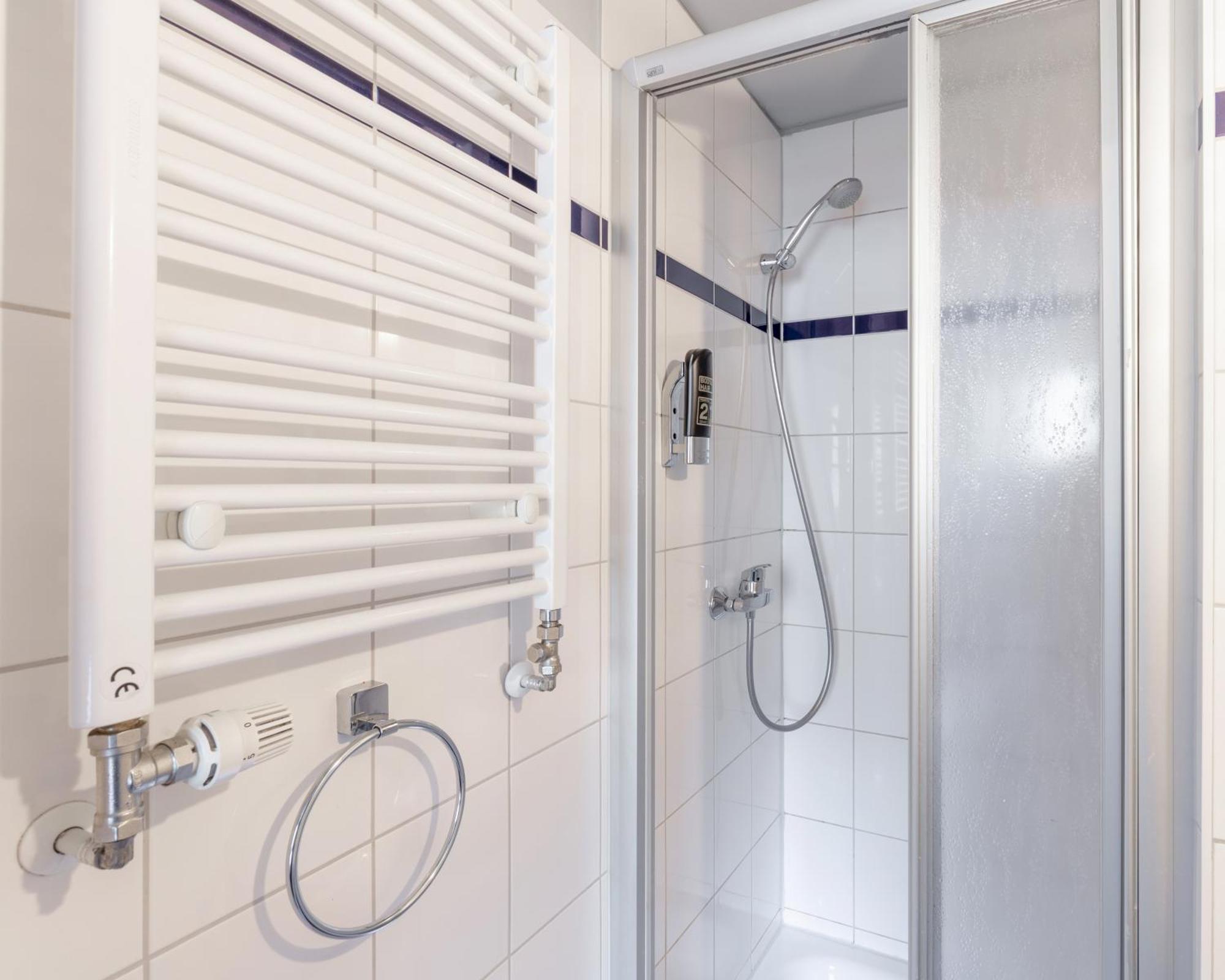 Posto Letto in Dormitorio per 8 Persone