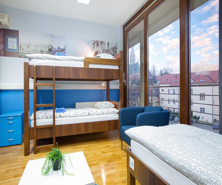 Bed 6-Bed Mixed Dormitory Room,151801537:JPEG