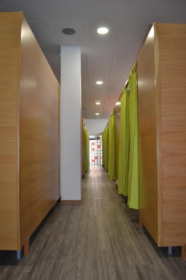 Bed 4-Bed Mixed Dormitory Room