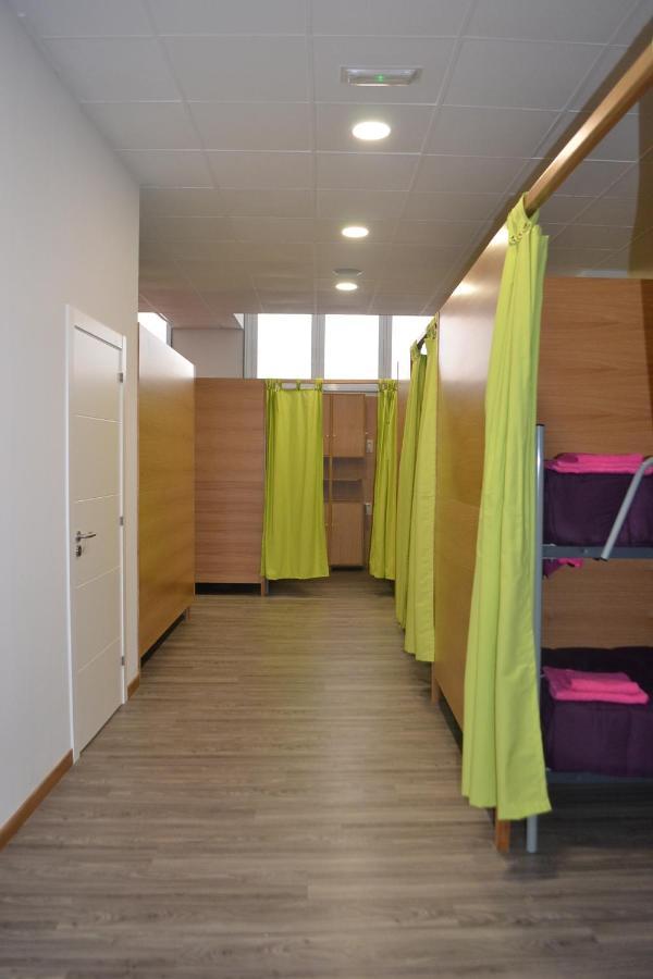 Bed 4-Bed Mixed Dormitory Room