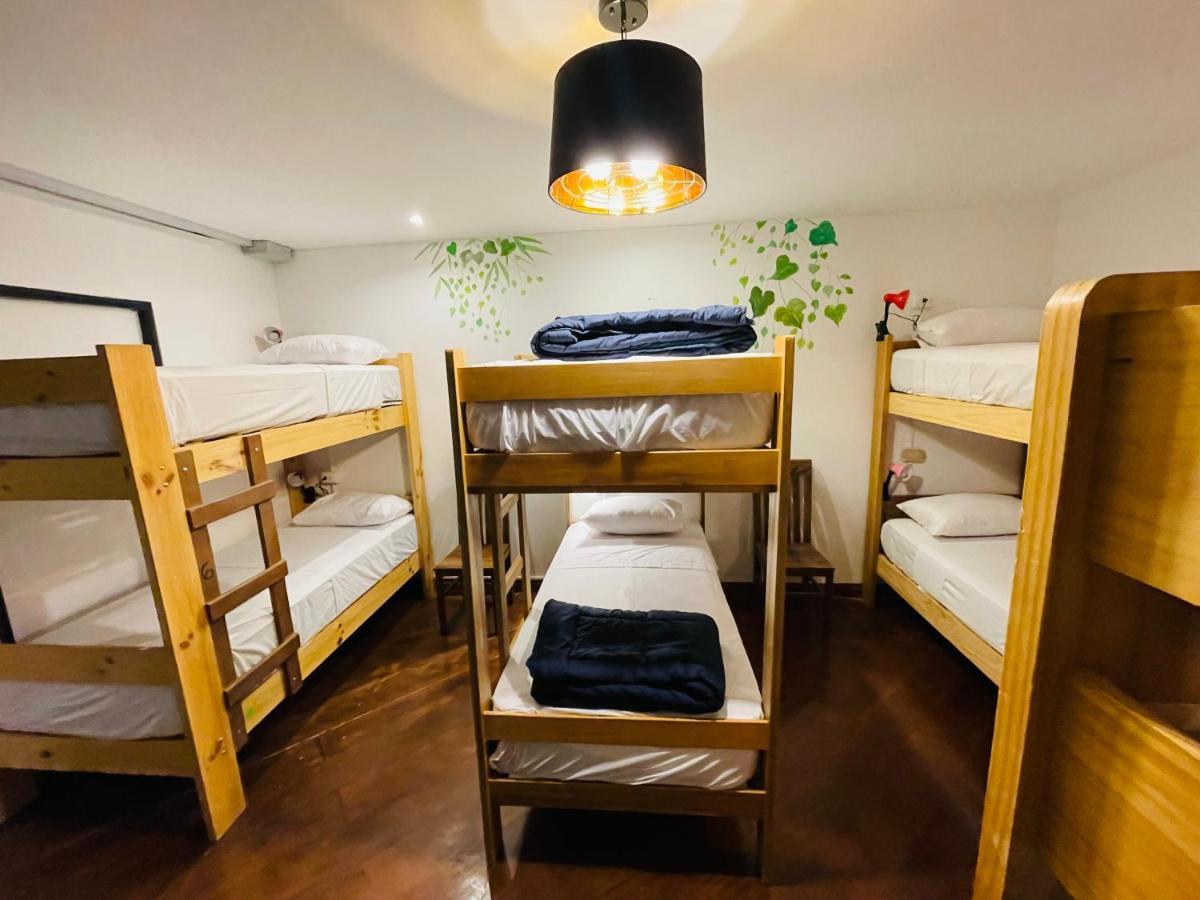 Habitación Compartida Mixta de 8 camas