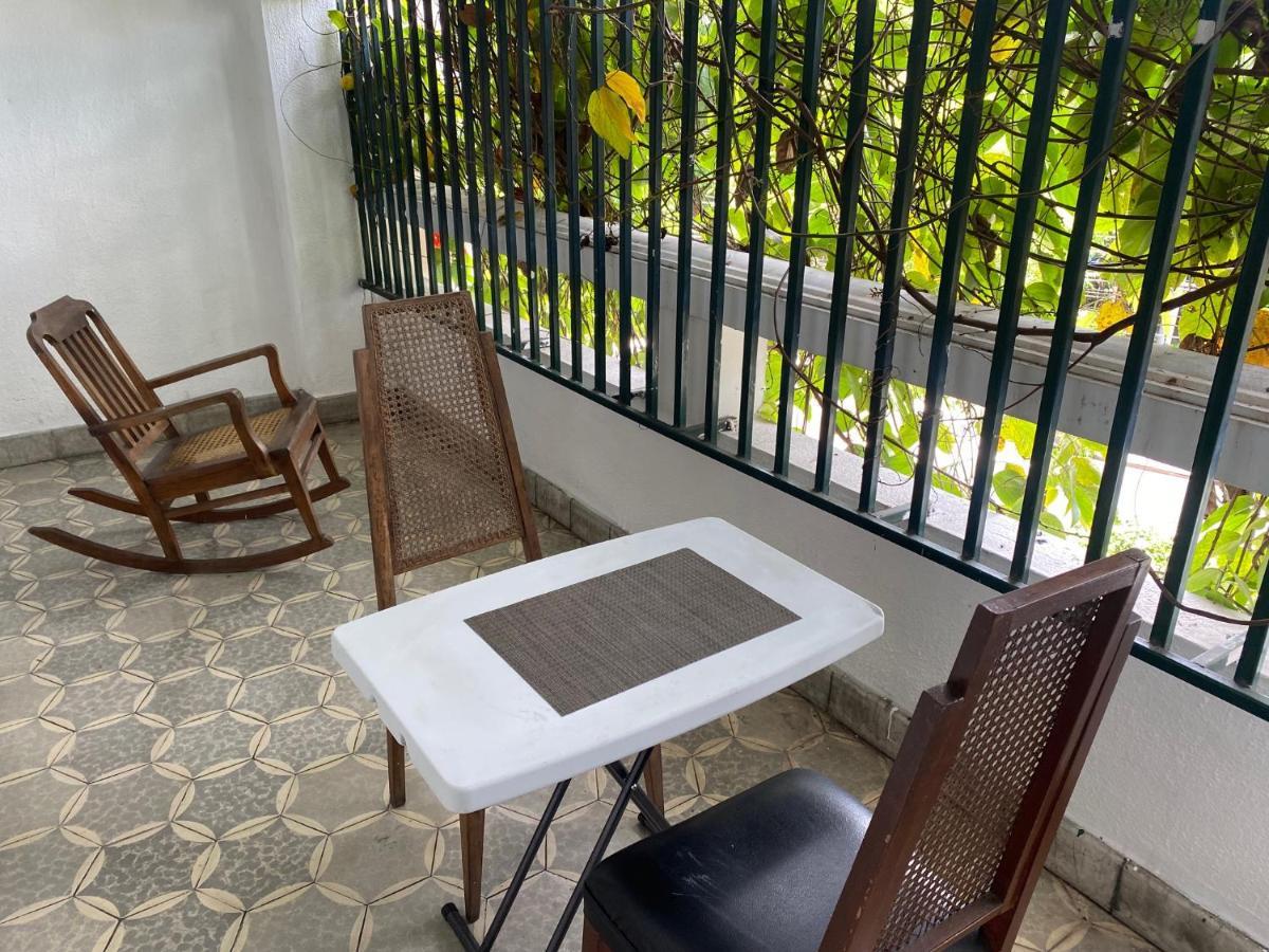 Habitación Doble con balcón (2 adultos + 1 niño)