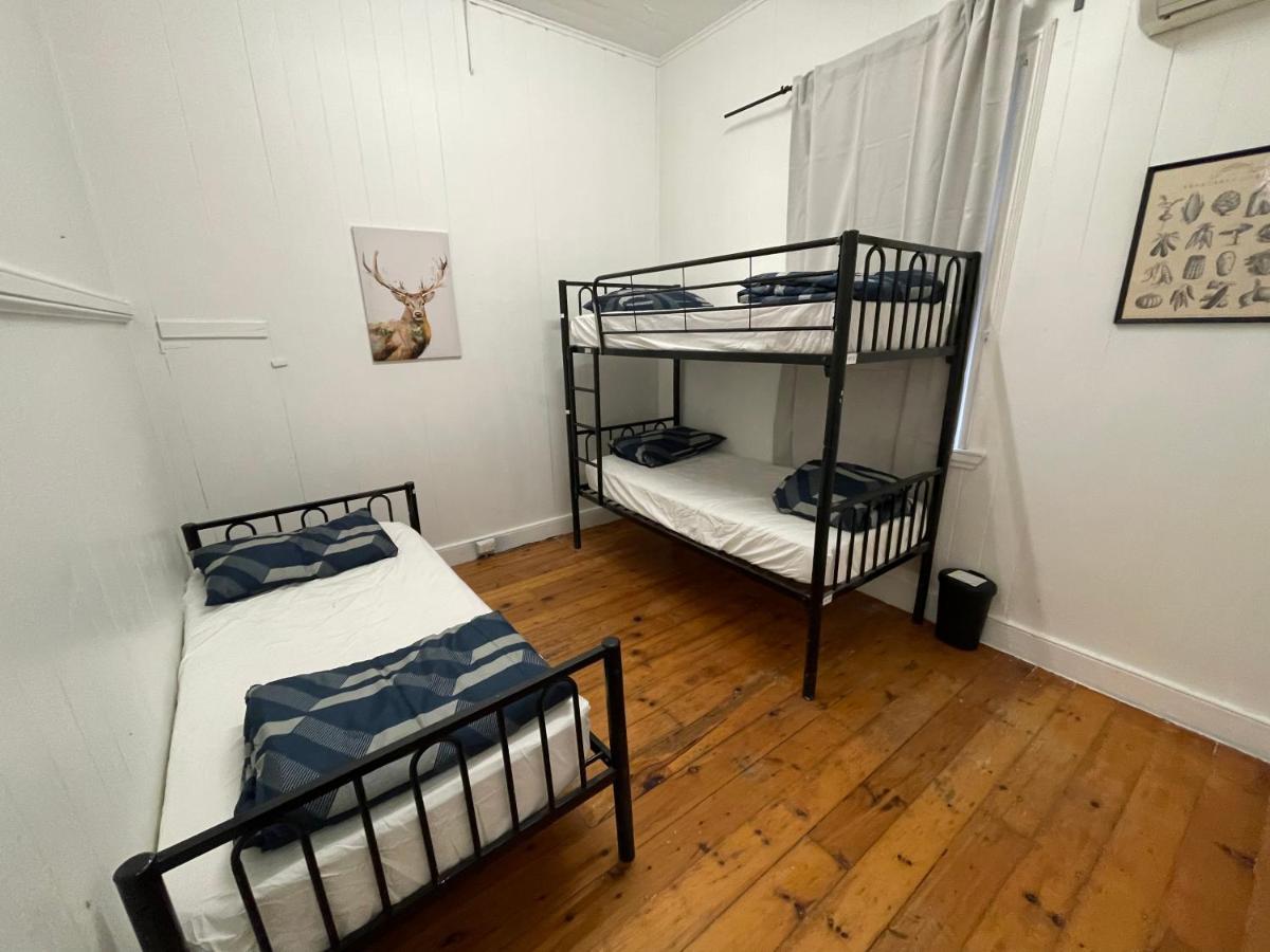 Bed 4-Bed Female Dormitory Room,1567038716:JPEG