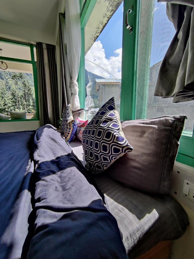 Double Room Mountain View