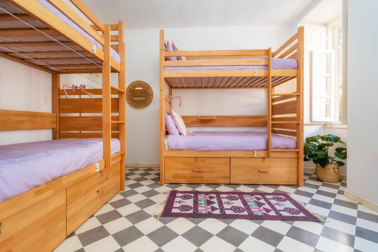 Bed 4-Bed Female Dormitory Room
