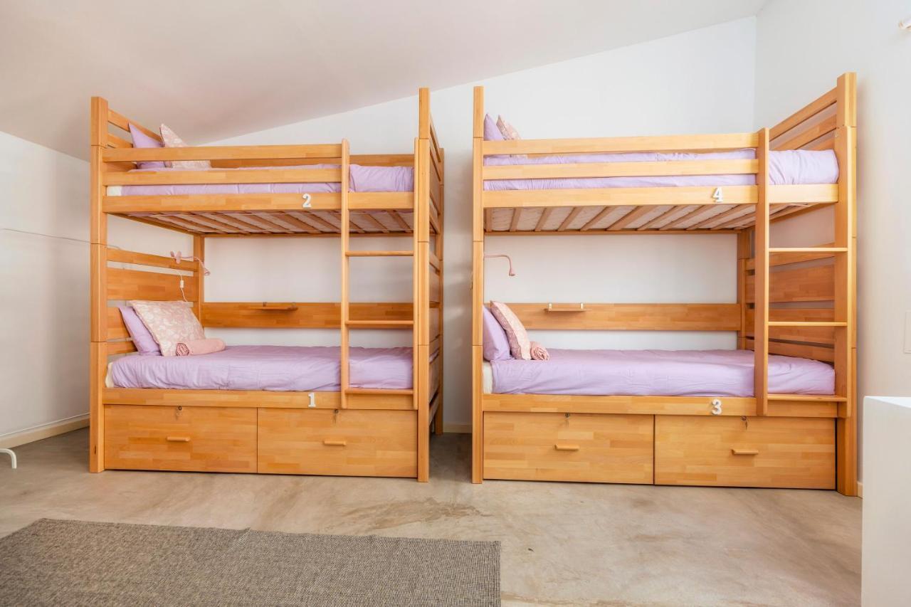 Bed 6-Bed Female Dormitory Room